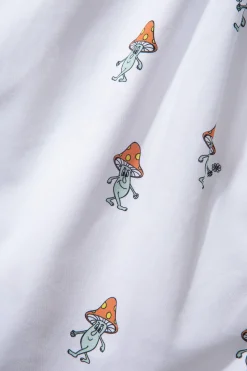 Hombre Edmmond Studios Psychedelic Magic Plain White